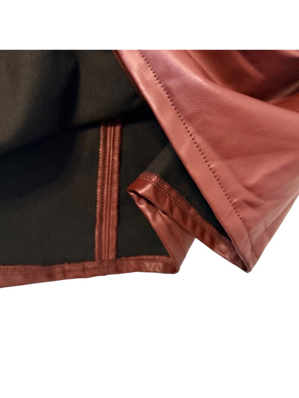 Maurices Faux Leather Burgundy Mini Skirt Sz 16 Coating Polyester Blend Lining.N - Picture 5 of 12